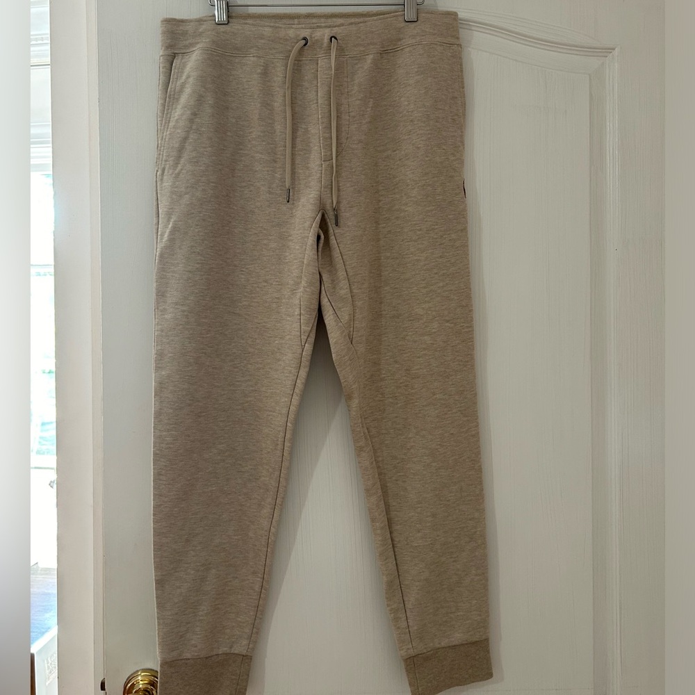 Men’s polo joggers - beige